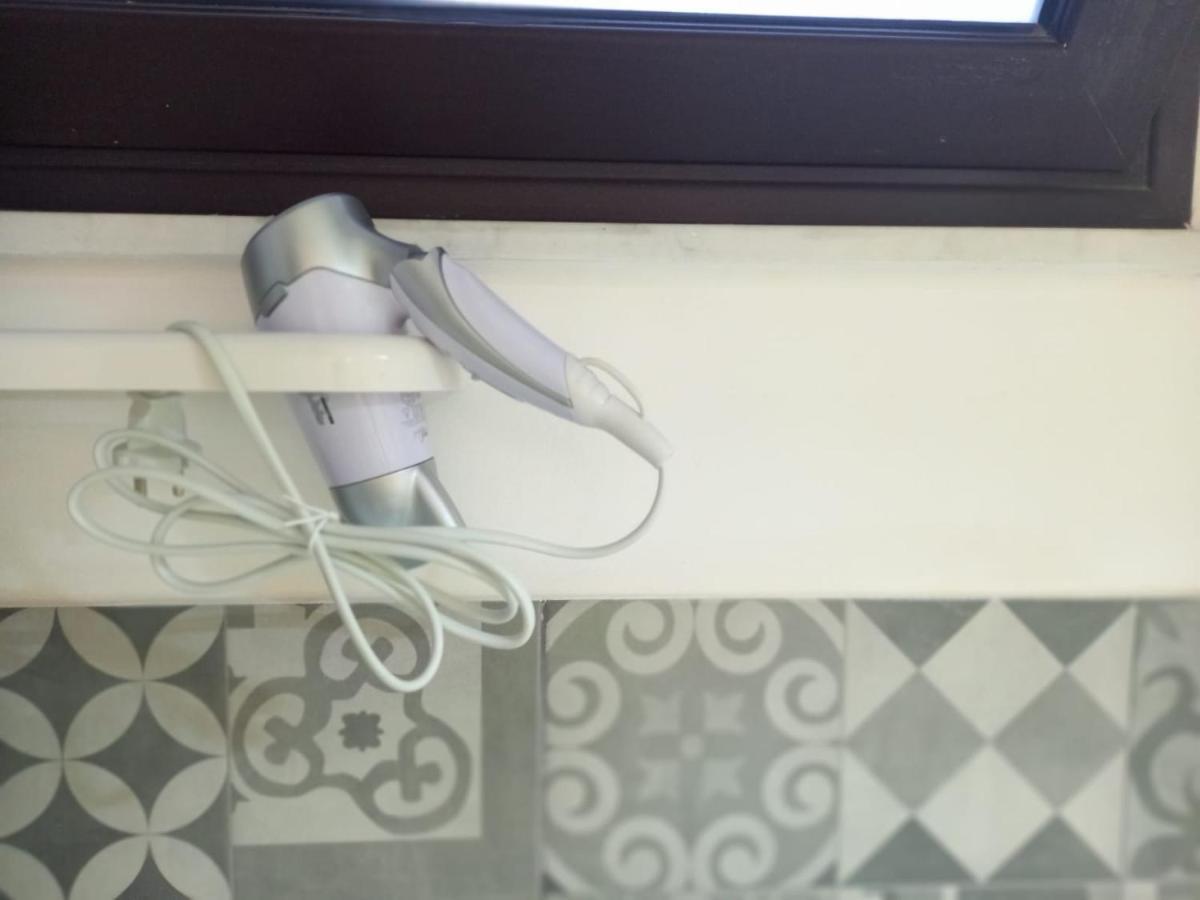 Room In Historical City Centre With Private Bathroom Catania Exteriör bild
